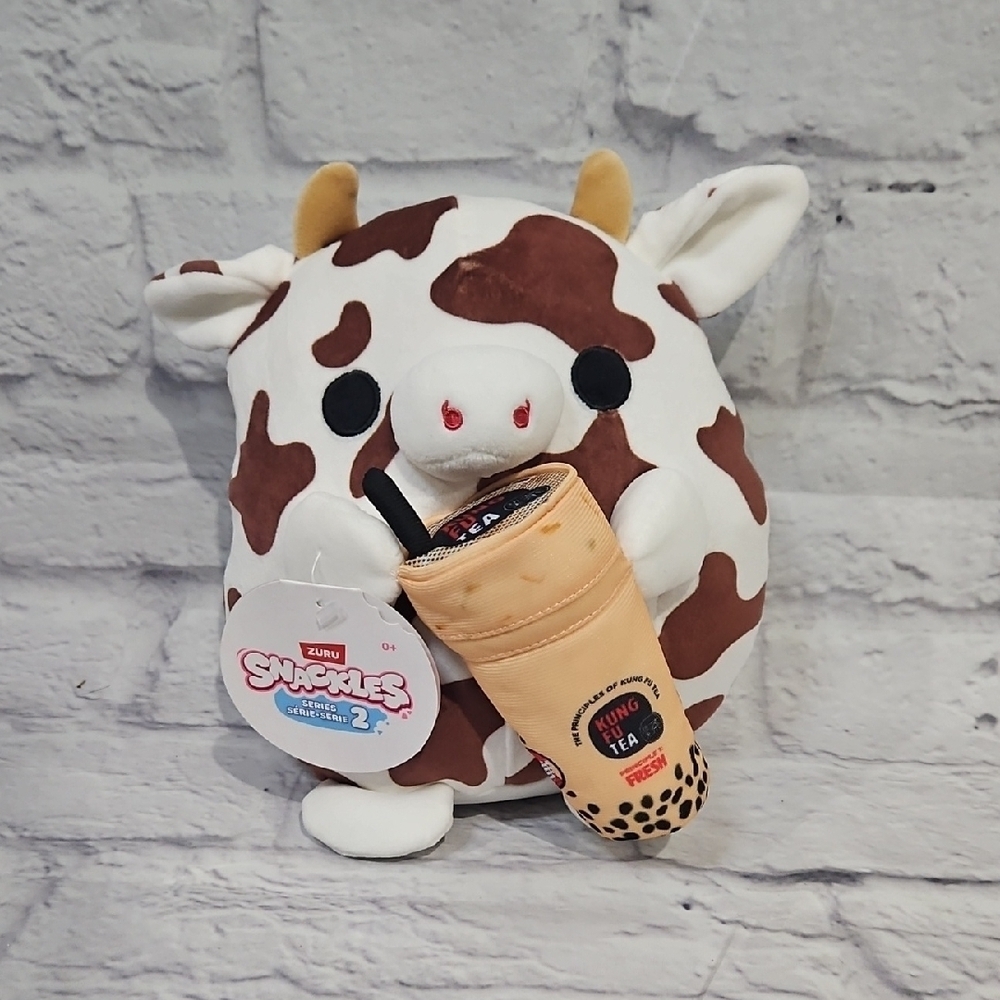 Snackles Bonnie Cow Plush Toy with Bubble Tea Accessory
